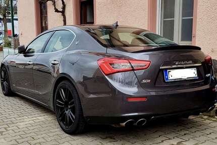 Maserati Ghibli 71.500 km 26.490 &euro; Harxheim 55296