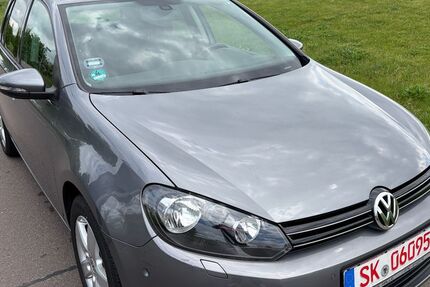 VW Golf 191.000 km 3.999 &euro; HALLE 06116