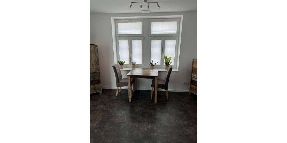 Etagenwohnung Weimar Nordvorstadt - 2 Zimmer, 82 m&sup2;, 880&euro; | Angebot:26841291