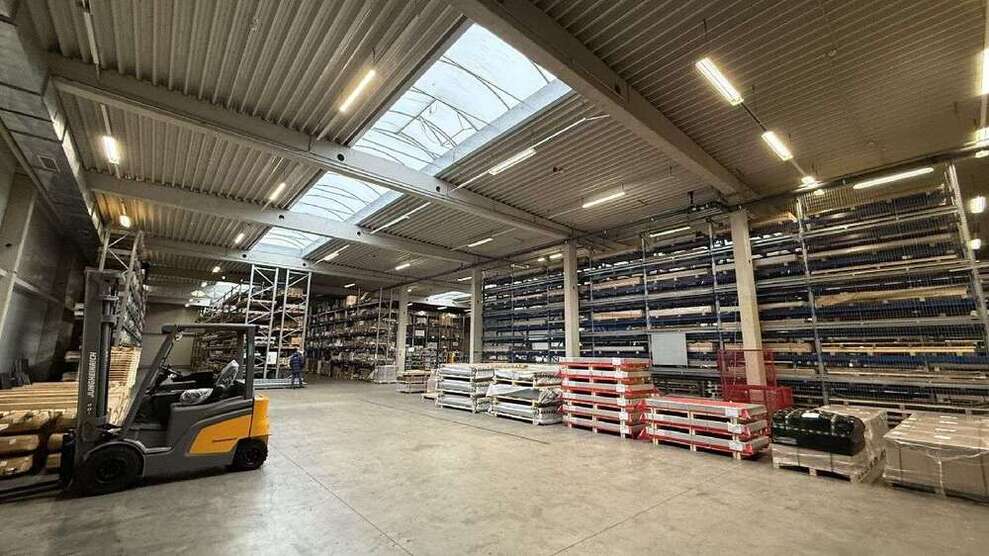 Halle in Dortmund 22.195 € 2768 m²