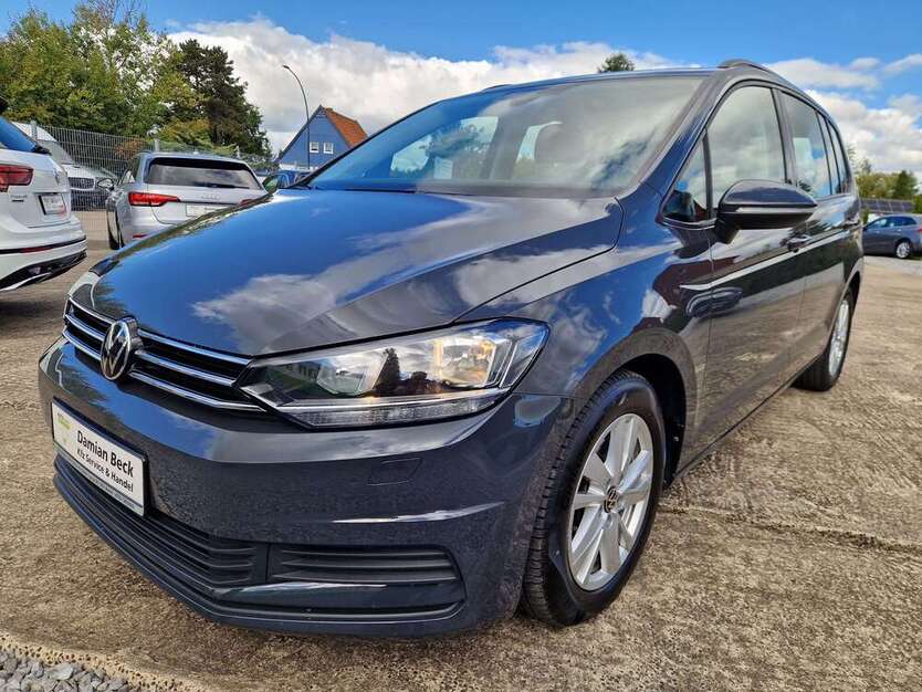 VW Touran 149.889 km 18.300 € Hamm 59067