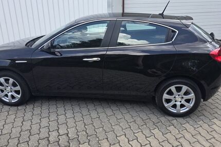 Alfa Romeo Giulietta 118.700 km 8.400 &euro; Lichtenau 91586