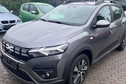 Dacia Sandero 30.000 km 12.000 &euro; Kassel 34123