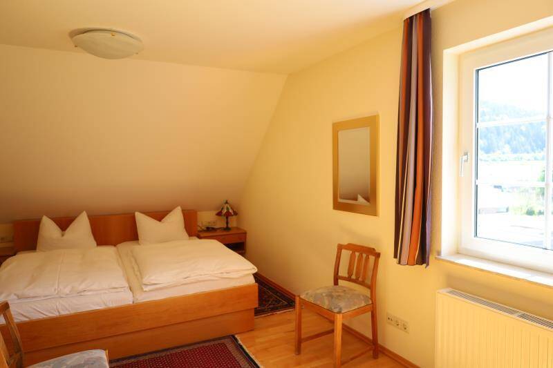 Mehrfamilienhaus, Wohnhaus Meßstetten Oberdigisheim - 2 Zimmer, 833 m&sup2;, 650.000&euro; | Angebot:25742371