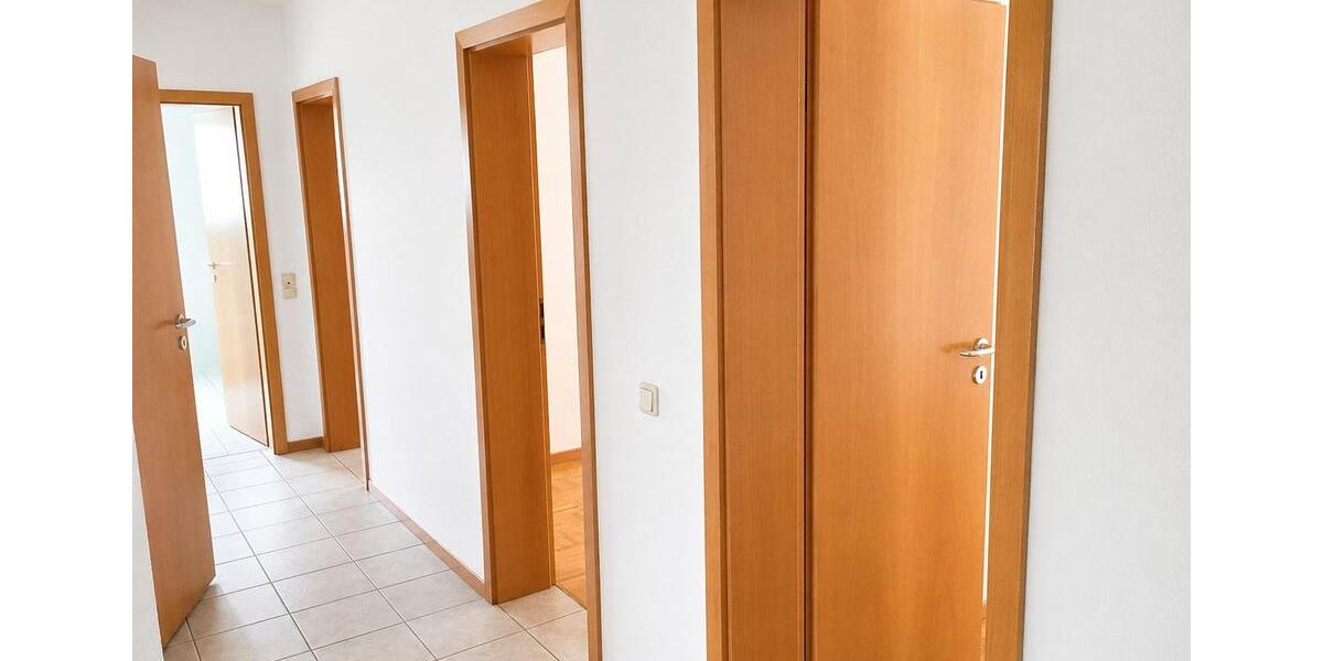 Erdgeschoßwohnung Wittlich - 4 Zimmer, 104 m&sup2;, 369.000&euro; | Angebot:27095853