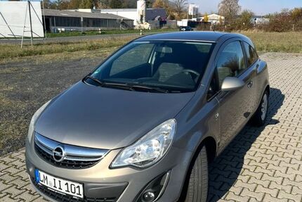 Opel Corsa 197.000 km 2.900 &euro; Merenberg 35799
