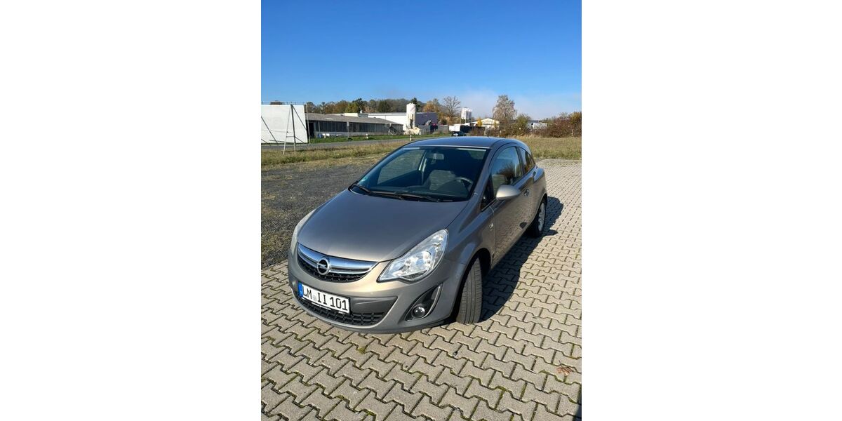Opel Corsa 197.000 km 2.900 &euro; Merenberg 35799