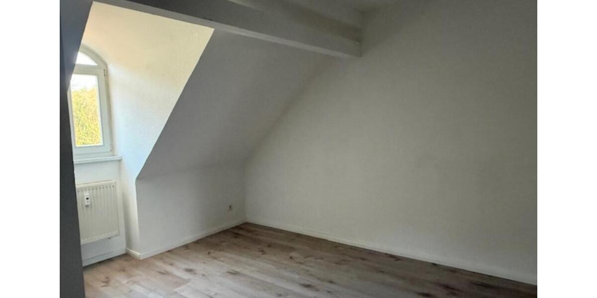 Dachgeschoßwohnung Pinnow - 2 Zimmer, 55 m&sup2;, 429&euro; | Angebot:25570521