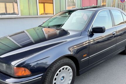 BMW 528 142.774 km 12.500 &euro; Northeim 37154