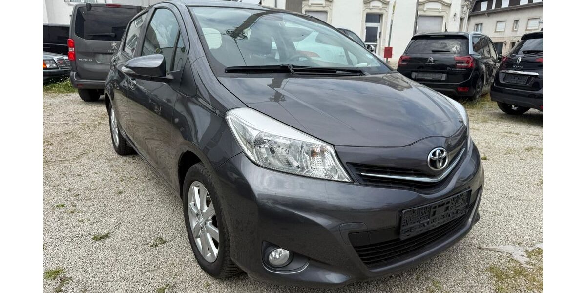 Toyota Yaris 84.490 km 7.900 &euro; saarlouis 66740