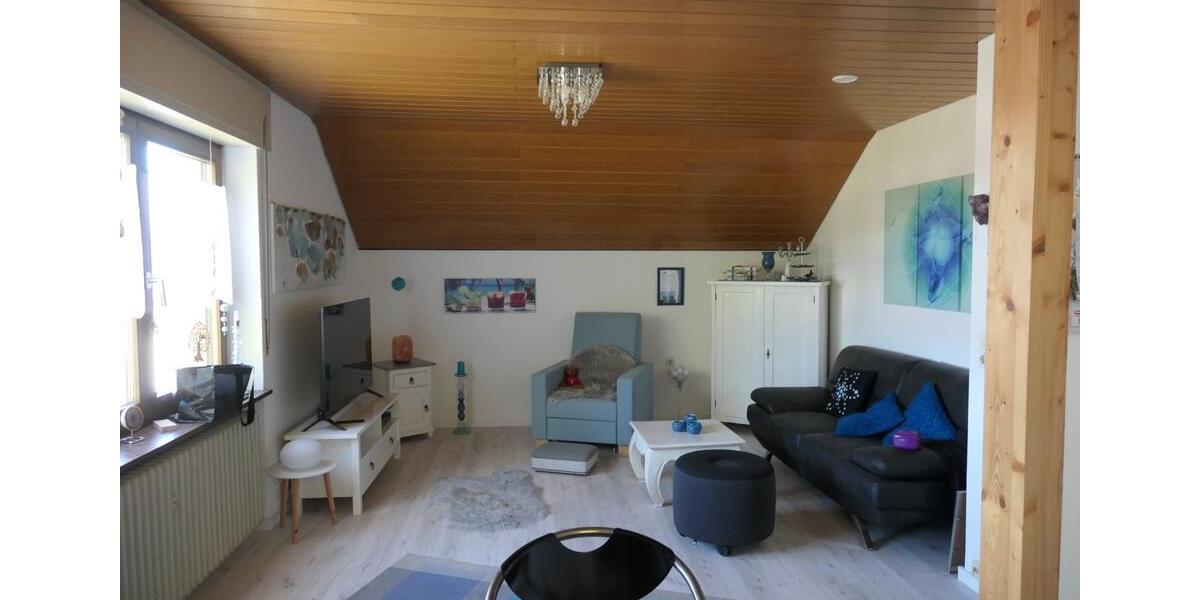 Mehrfamilienhaus mit großem Grundstück zimmer