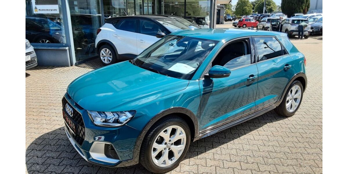 Audi A1 58.100 km 18.990 &euro; Monschau (bei Aachen) 52156