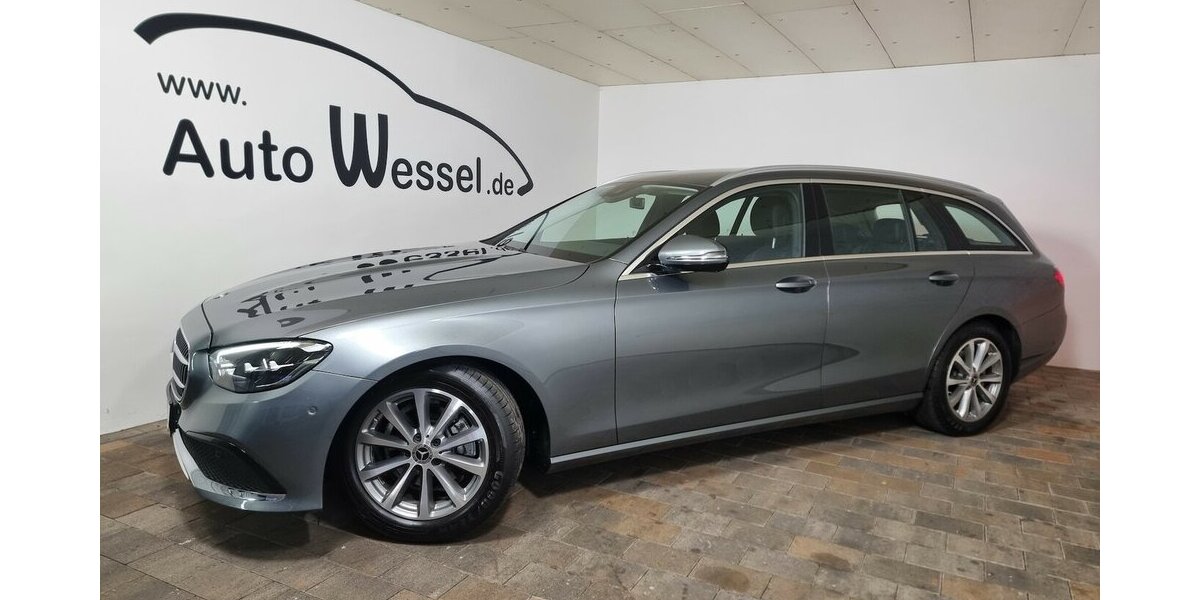 Mercedes-Benz E 200 dA LED AHK Navi Widescreen MBUX Leder 57.900 km 29.999 &euro; Garrel 49681