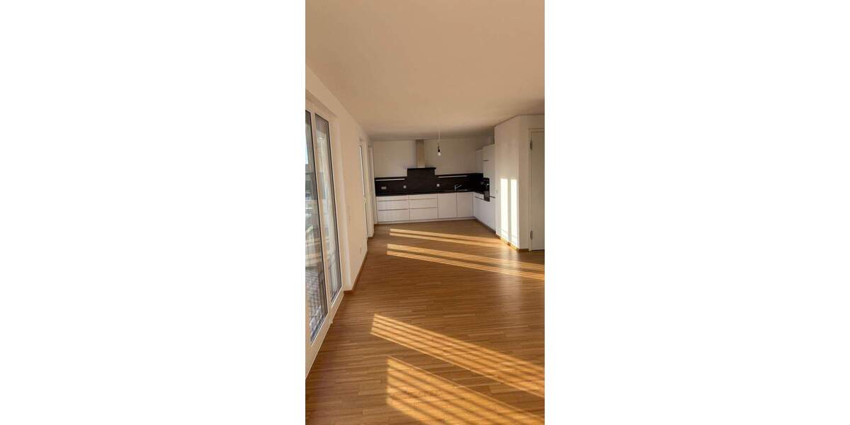 Etagenwohnung Offenbach am Main Hafen - 3 Zimmer, 106 m&sup2;, 1.935&euro; | Angebot:24250977