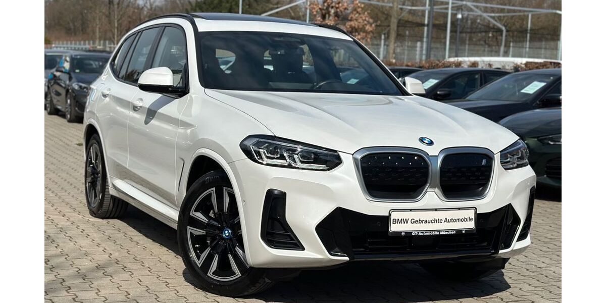 BMW iX3 143.000 km 29.950 &euro; München 81243