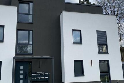 Haus Battenberg (Eder) - 3 Zimmer, 87 m&sup2;, 1.100&euro; | Angebot:26195943