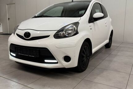 Toyota Aygo (X) 198.000 km 2.590 &euro; Steinfeld 49439