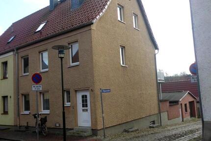Haus Plau am See - 5 Zimmer, 152 m&sup2;, 249.000&euro; | Angebot:25647264