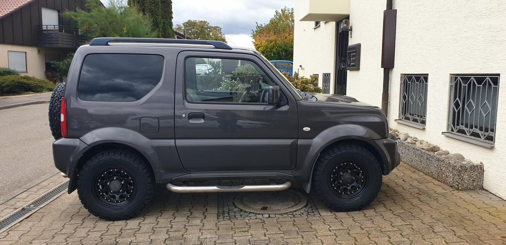 Suzuki Jimny 172.000 km 11.499 &euro; Leutenbach 71397