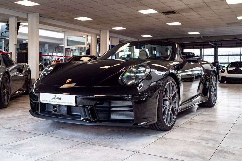 992