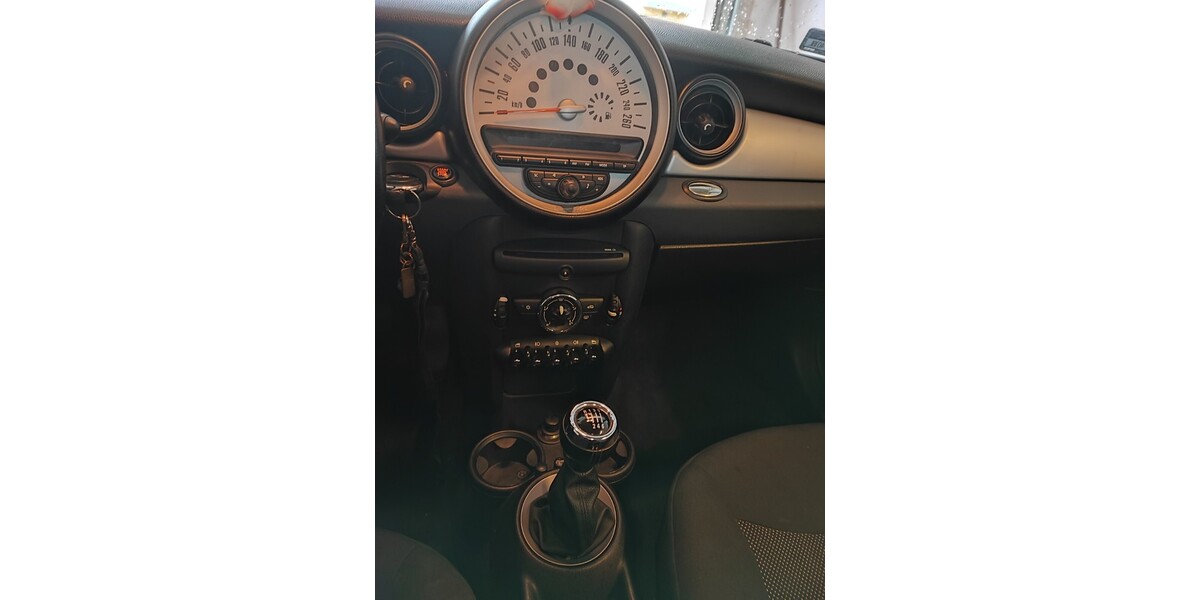 Mini One 104.865 km 4.500 € Gotha 99867