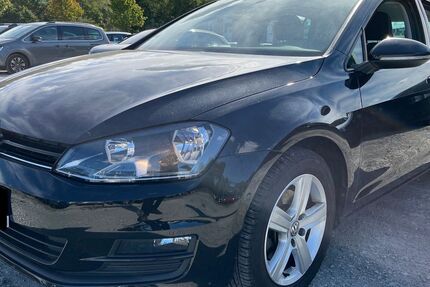 VW Golf 75.780 km 13.900 € Ammerbuch 72119