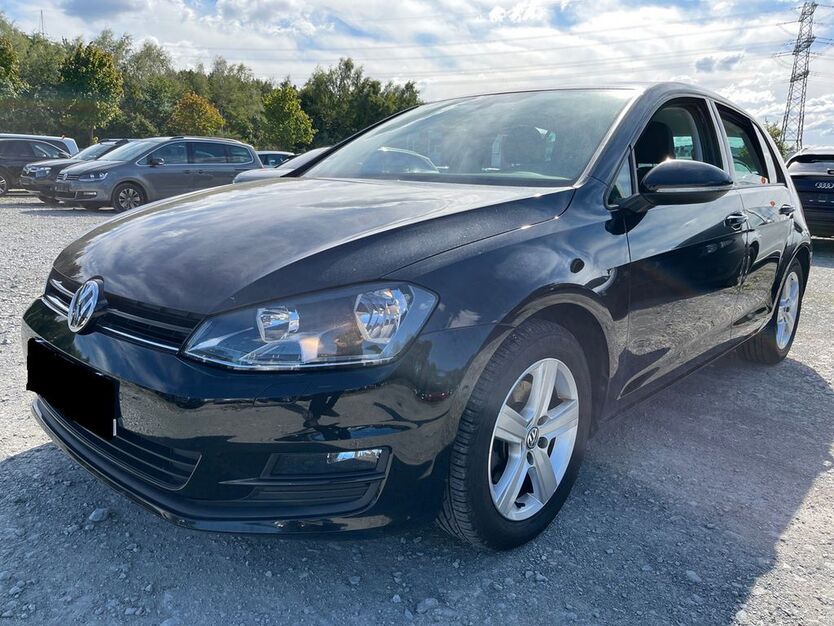VW Golf 75.780 km 13.900 € Ammerbuch 72119