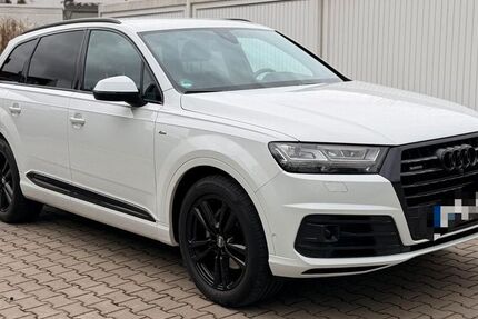 Audi Q7 105.000 km 33.990 &euro; Nürnberg 90439