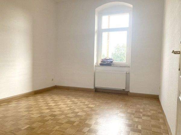 Etagenwohnung Radebeul - 9 Zimmer, 210 m&sup2;, 499.000&euro; | Angebot:25459122