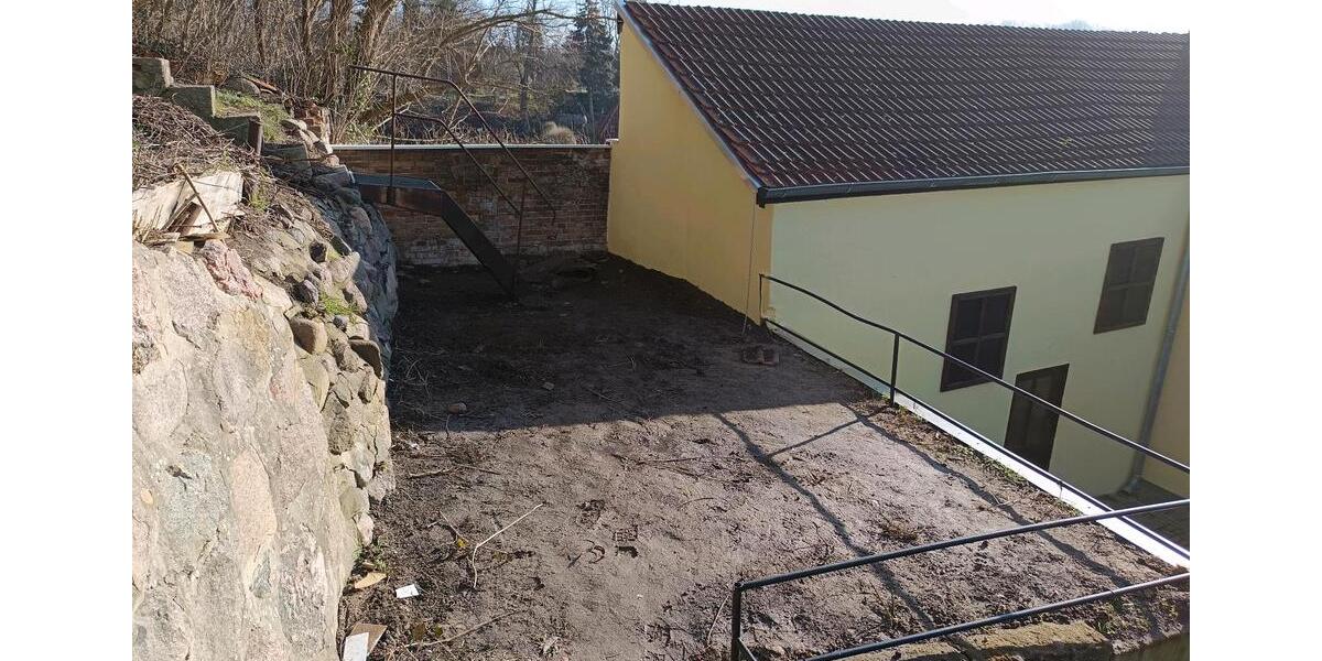 Einfamilienhaus Burg Stargard - 9 Zimmer, 120 m&sup2;, 1.200&euro; | Angebot:26255582