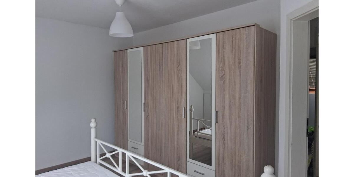 Etagenwohnung Vilseck - 2 Zimmer, 80 m&sup2;, 850&euro; | Angebot:26603770