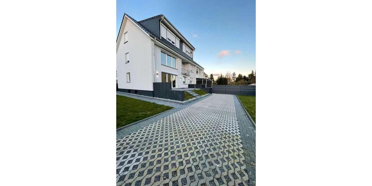 Erdgeschoßwohnung Bremen Osterholz - 3 Zimmer, 92 m&sup2;, 1.000&euro; | Angebot:27732610