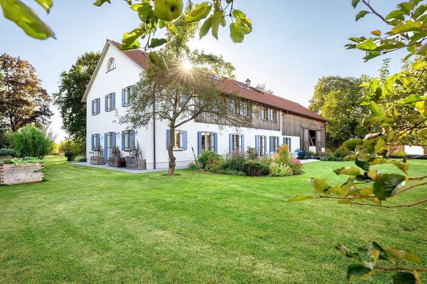 Haus zum Kaufen in München 3.900.000 € 349 m²