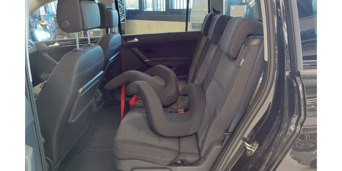 VW Touran 10.000 km 38.000 &euro; Greiz 07973