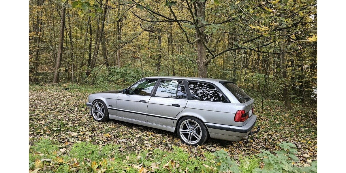 BMW 525 ix 267.000 km 9.000 € Meißen 01662