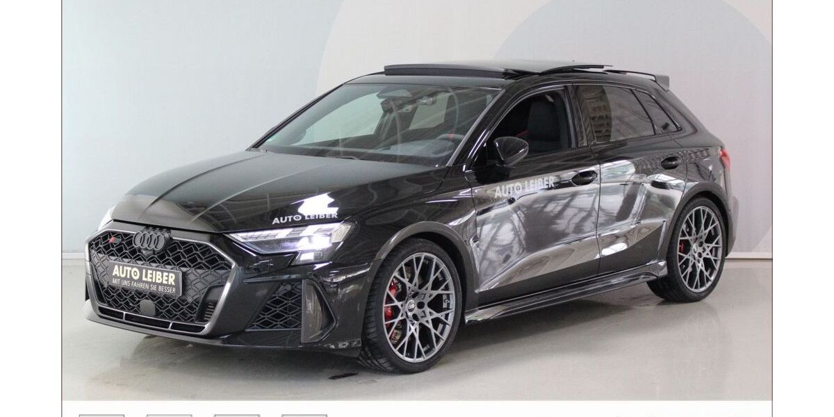 Audi RS3 8.000 km 71.990 &euro; Trossingen 78647