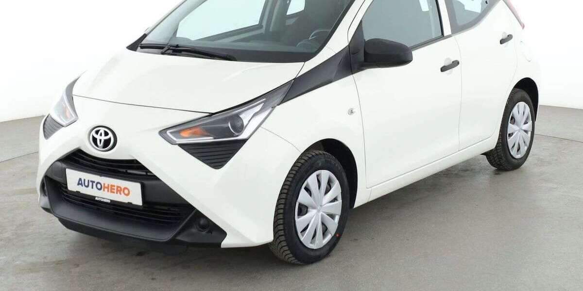 Toyota Aygo 26.608 km 9.490 € Neufahrn 85375