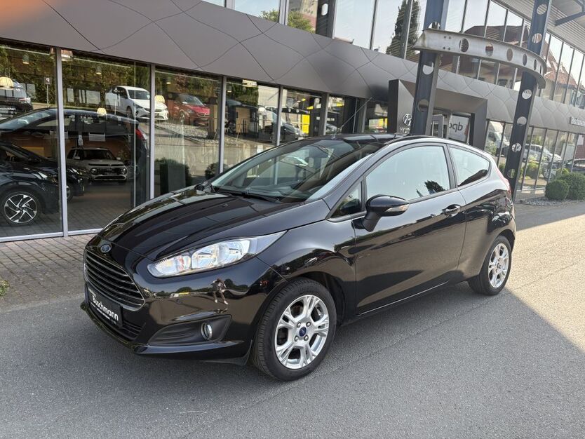Ford Fiesta 92.500 km 8.490 € Herford 32049