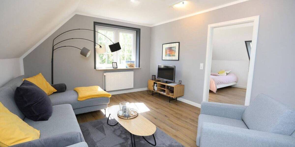 Mehrfamilienhaus, Wohnhaus Aventoft - 7 Zimmer, 180 m&sup2;, 480.000&euro; | Angebot:26879429