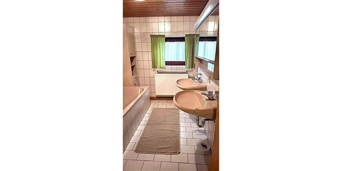 Bauernhaus, Landhaus Burladingen Hörschwag - 5 Zimmer, 118 m&sup2;, 165.000&euro; | Angebot:25815803