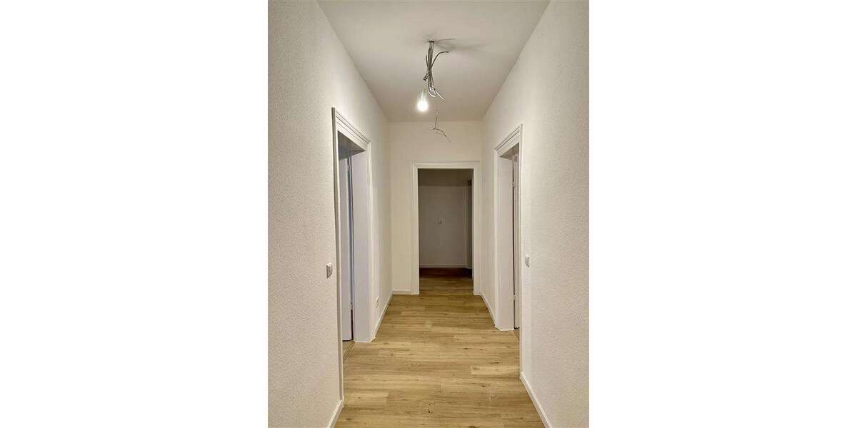 Etagenwohnung Ludwigsburg - 4 Zimmer, 105 m&sup2;, 1.600&euro; | Angebot:25605656