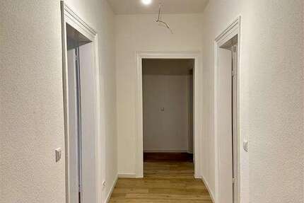 Wohnung Ludwigsburg - 4 Zimmer, 105 m&sup2;, 1.600&euro; | Angebot:25605656
