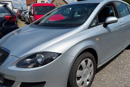 Seat Leon 183.493 km 1.590 &euro; Elsterwerda 04910