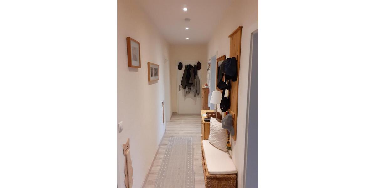 Etagenwohnung Bitterfeld-Wolfen Wolfen - 3 Zimmer, 90 m&sup2;, 150.000&euro; | Angebot:27642379