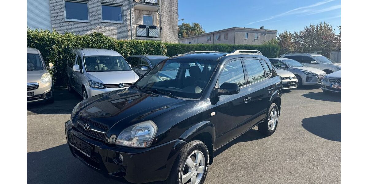 Hyundai TUCSON 171.000 km 3.999 € Paderborn 33100