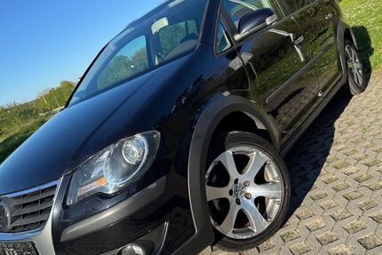 VW Touran 175.000 km 4.999 &euro; Stuttgart 70437