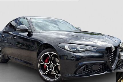 Alfa Romeo Giulia 13.300 km 32.889 &euro; Ludwigsburg 71636