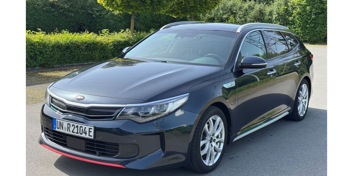 Kia Optima 171.000 km 14.800 &euro; Kamen 59174
