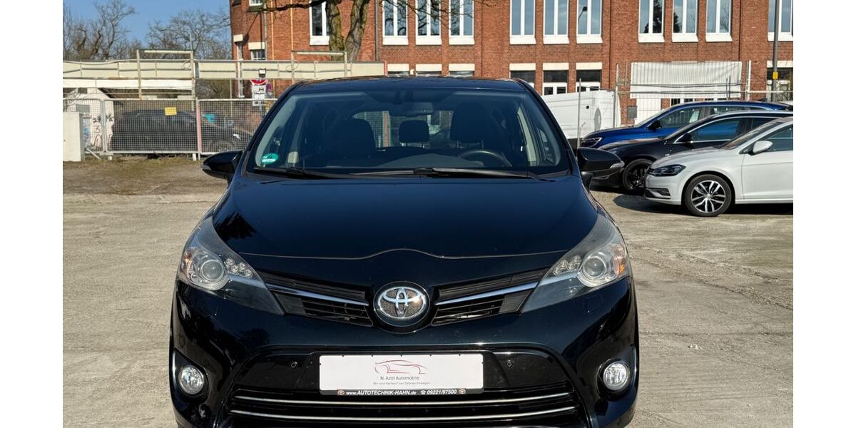 Toyota Verso 165.000 km 7.599 &euro; Frankfurt am Main 60386