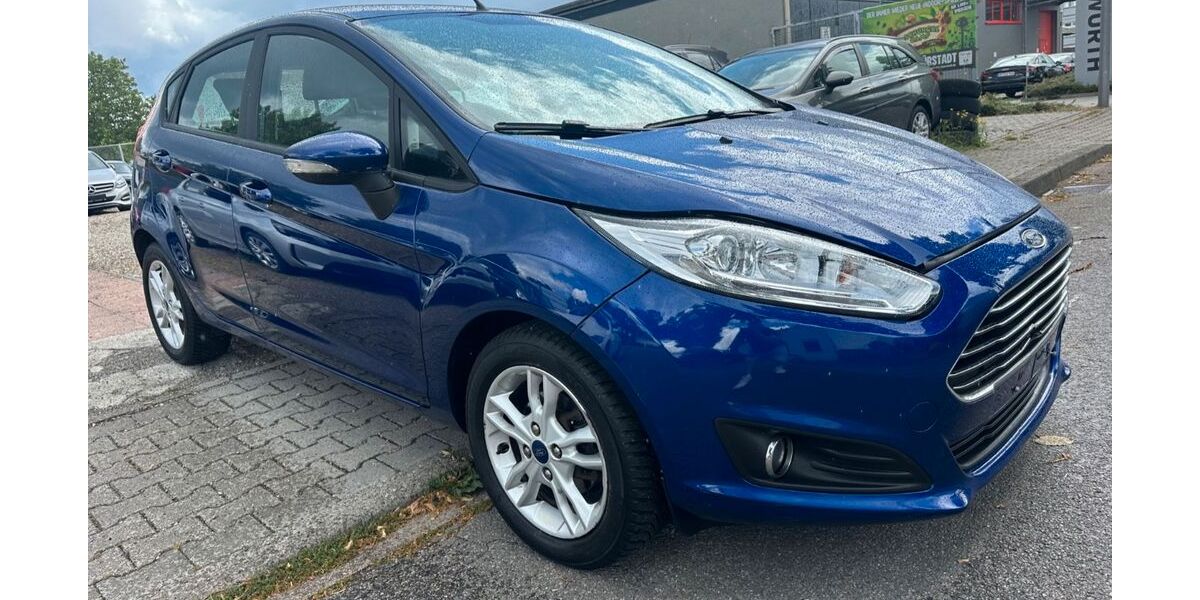 Ford Fiesta 122.400 km 3.990 &euro; Mannheim 68307